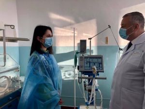 За сприяння Ірини Борзової в Літинську лікарню купили два апарати ШВЛ