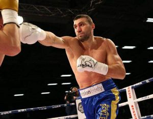 Бокс: Переможна серія Вихриста триває
