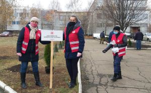 Донеччина: Під знаком Червоного Хреста