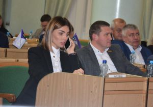 На першому засіданні обрали керівництво