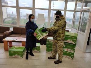 Херсонщина: Маски на КПВВ надіслали доброчинці