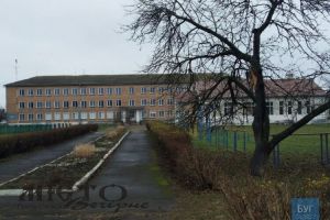 Волинь: Коли в одній школі — тісно, а в іншій — пусто