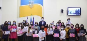 Полтавщина: Змагаючись, пропагують доброчинність