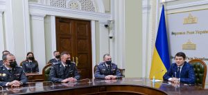 Дмитро Разумков вручив відзнаки парламенту працівникам Управління державної охорони
