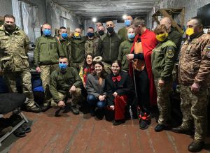 Волонтери привітали захисників на передовій