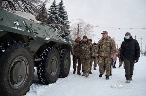 Керівник «Укроборонпрому» побував у районі ООС
