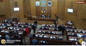 Просять врегулювати діяльність районних рад