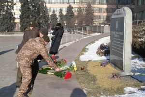 Вдячні за свободу Героям Небесної Сотні
