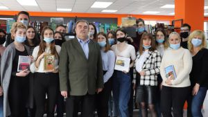 Майбутнім журналістам —  подарунок від «Голосу України»
