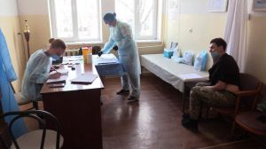 Маріуполь: У районі ООС триває вакцинація  військовослужбовців