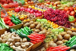 Продуктові ярмарки у Києві скасували