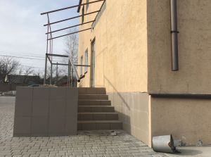 Дніпро: Держвиконавці  закон не виконують