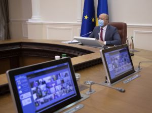Є контракт на 10 мільйонів доз 