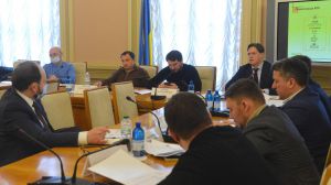 Приватизувати комбінати хлібопродуктів, виробництво спирту, частково майно оборонпрому