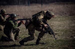 На Дніпропетровщині розвідники відпрацьовують потайливість