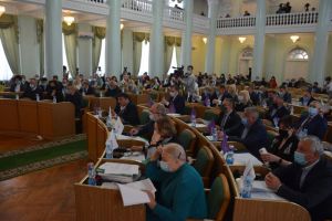 Мільярди розділили на всіх