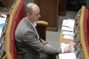 Тарас Тарасенко: «Мінімум 1,5 тисячі державних підприємств через деякий час, можливо, будуть банкрутувати»