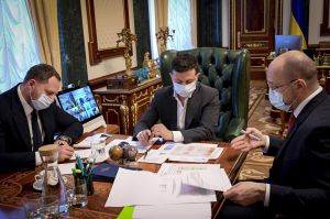 Президент доручив створити лабораторію  для розробки вакцин