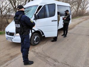 На Луганщині роз’яснювали, як не стати жертвами шахраїв