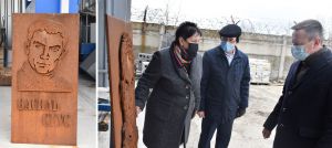 Донеччина: Поєднають камінь і портрет Стуса у металі