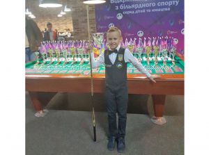 Переміг дорослих і досвідчених