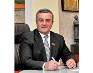 Рівненщина: Дубенська міська рада хоче завадити дерибану об’єктів