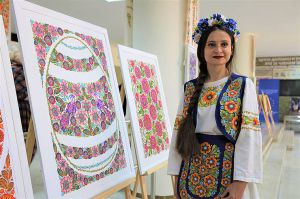 Дніпро: Роботи, що змінюють настрій
