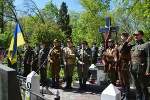 У 101-шу річницю визволення Києва від більшовиків прогримів салют