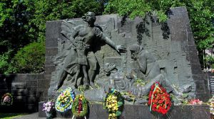 Стільки років минуло, а рани й досі болять