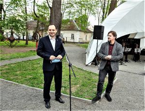 Івано-Франківськ: Поєднані за принципом «ідеального міста»