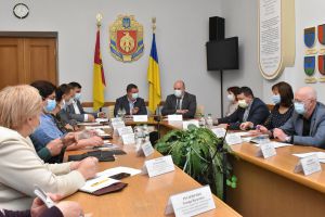 На Кіровоградщині медзаклади не можуть повноцінно функціонувати