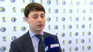 Хокей: Бажати ніхто не забороняє