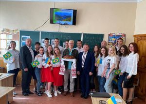 Вінниччина: Бразилець замовив вишиванку на землі своїх предків