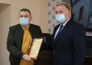 Донеччина: Судові охоронці гідно оцінили внесок нашого власкора