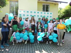 Житомир: До таборів запрошують юних художників і музикантів