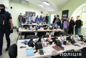 У Чернігові накрили підпільний колл-центр