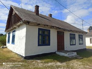 У поліських Колках діти навчаються в аварійній школі 1929 року