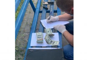 Суми: Виготовляли стодоларові купюри