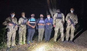 На Закарпатті затримано групу нелегалів