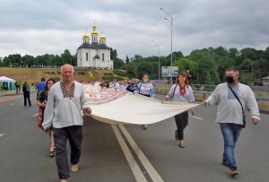 Над створенням рекордного рушника працювали всі громади Чернігівщини