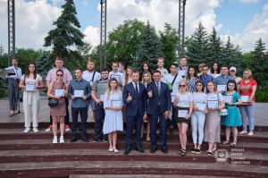 Донеччина: Житло сиротам — за цільовою програмою