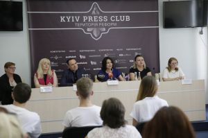 Київ: У сфері гостинності додасться помічників