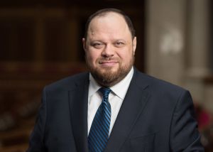 Доволі часто корупція починається саме із закону, у текст якого закладено корупційні ризики