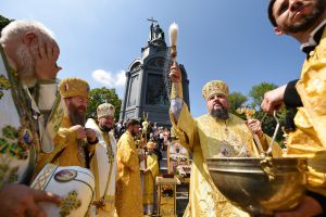 Від кожної людини залежить, чи приймає вона Божественну істину