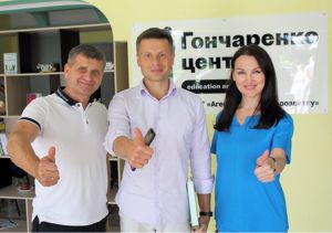 В одному центрі — дошкільнята і пенсіонери