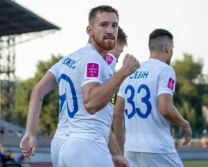 Футбол: «Десна» — одноосібний лідер