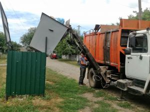 Полтавщина: У глибинці вивозять сміття «по-міському»