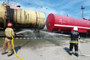 Полтава: Залізничники загасили пожежу. Умовну