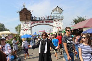У Великі Сорочинці на посиденьки до Тимоша і Феньки
