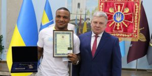 Беленюк отримав звання і зброю